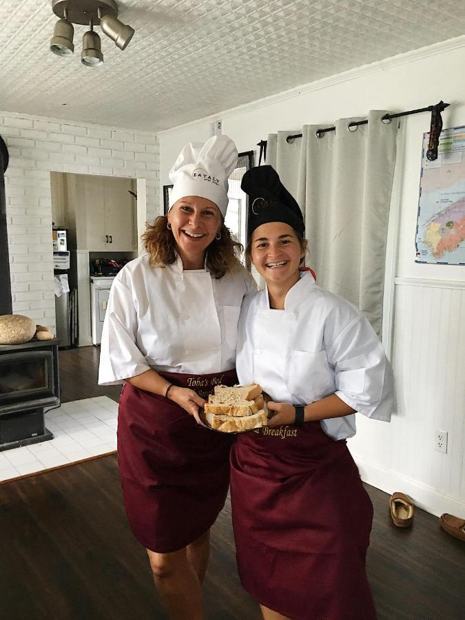 Toba'S Bed & Breakfast Lunenburg Eksteriør bilde